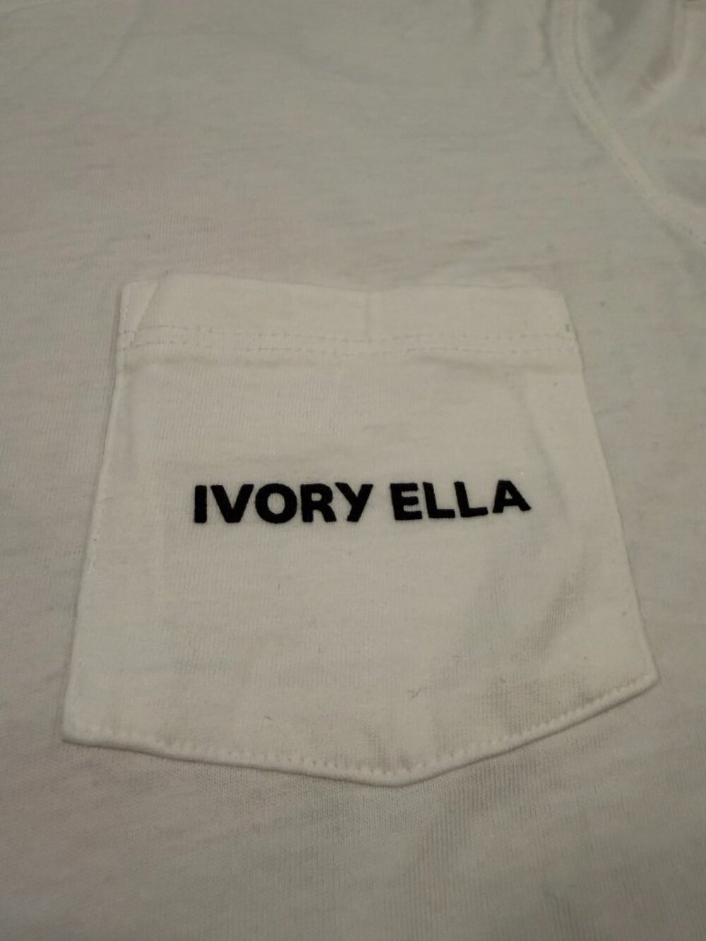 Ivory Ella white long sleeve valentine heart lollipop elephant tee NWOT size M - Picture 3 of 7
